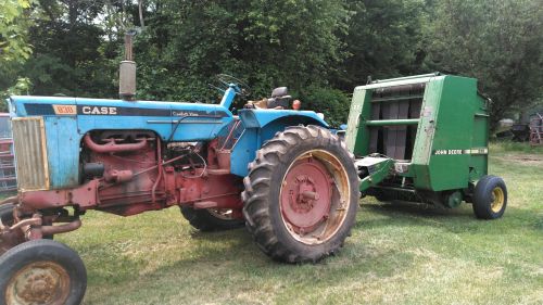 For Sale Case 830 Comfort King And John Deere 335 Baler ( Tractors - 