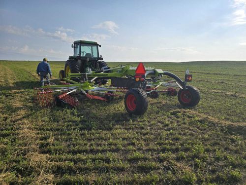 Claas 2800 Twin Rotor Rake For Sale In New Salem, North Dakota 58563 