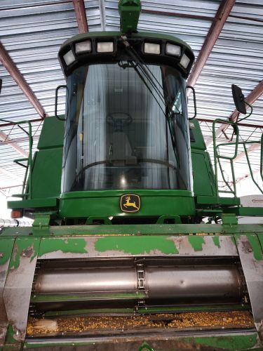 2005 John Deere 9660 Sts 4wd Combine ( Combines )