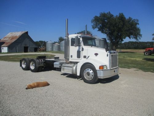 2007 Peterbilt 385 Daycab Semi-tractor For Sale In Galva, Kansas 6744