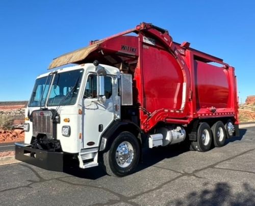 2020 Peterbilt 520 Front Load Garbage Truck – For Sale In St. Georg