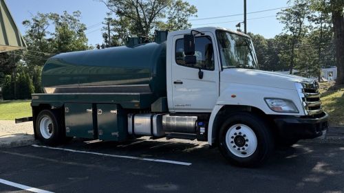 2013 Hino 2,500-gallon Pump Truck ( Trucks ) 2013 Hino 2,500-gallon Pump Truck ( Trucks )