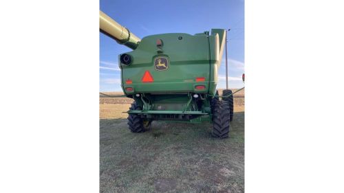 2016 John Deere S670 (  )