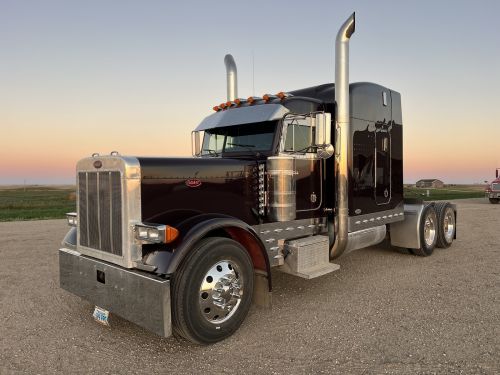 For Sale: 2000 Peterbilt 379 Exhd – Fully Rebuilt & Like New ( Truc