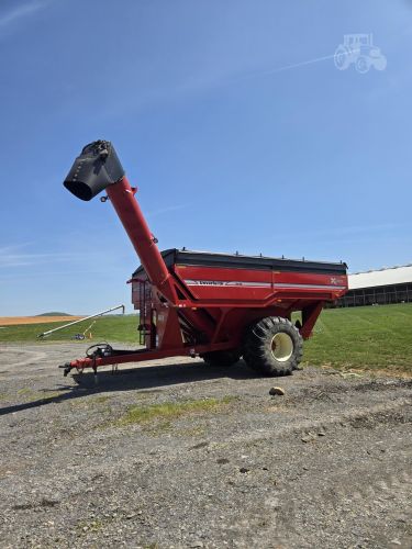For Sale: 2014 Unverferth 1115 Grain Cart ( Grain Handling )
