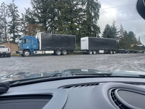 2001 Freightliner Argosy Truck & Trailer – Hay Curtain Conestoga Fl