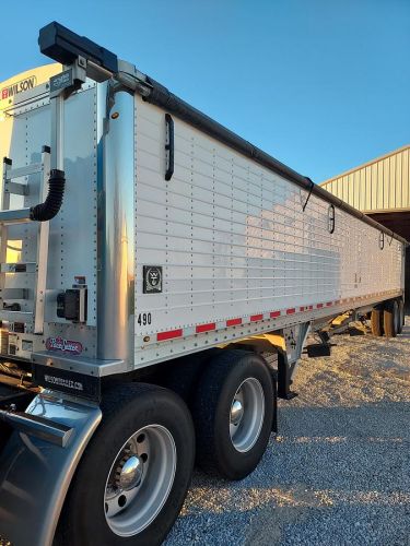 For Sale: 2015 Wilson Hopper Trailer ( Trailer & Trailer Accessories 