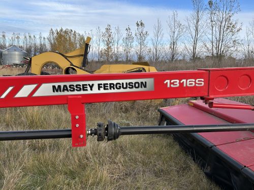 For Sale: 2022 Massey Ferguson 1316 S Pull Type Conditioner ( Mowers 