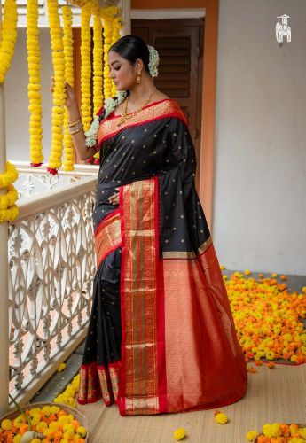 Which Are The Best Online Saree Shopping Sites? ( Clothing )