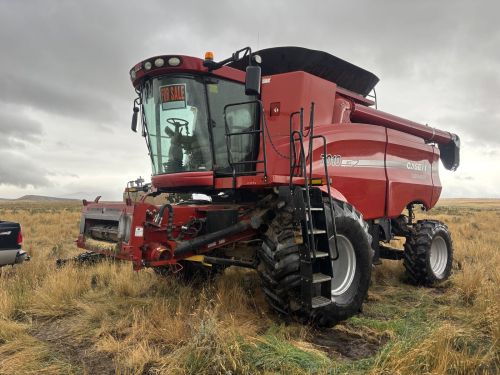 Case Ih 7010 Combine For Sale – Paul, Idaho 83347 ( Hay And Forage 