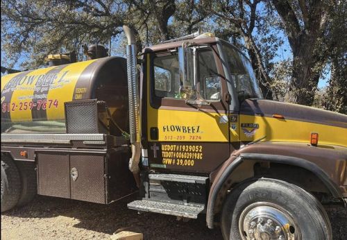 1994 Freightliner Fl80 Tank Truck For Sale In Leander, Texas 78641 ( 