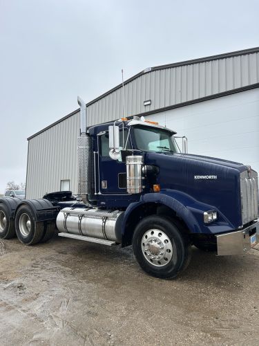 2001 Kenworth T800 Day Cab For Sale – Wolford, North Dakota 58385 (