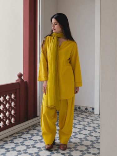 Top Raksha Bandhan Dress For Women By Jovi India ( Corn Picker )