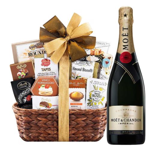 Moet Gift Sets Guide For Wine Lovers And Celebrations ( Farm Gifts )